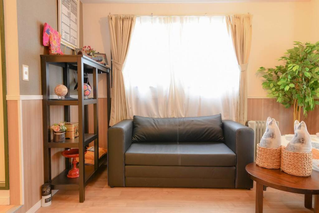 Jinghouse小岩 Direct To Shinjuku/Airport/Close To Station Tokio Buitenkant foto